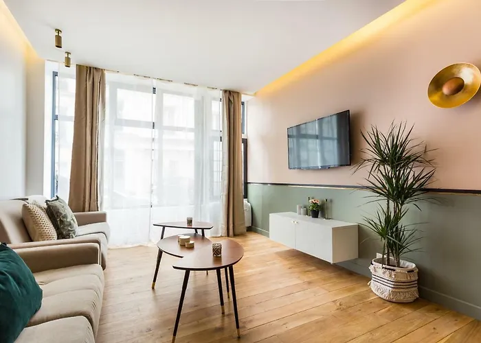 Cmg Charonne / Voltaire Iii * Paris