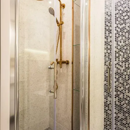 Apartament Cmg Charonne / Voltaire Iii Paryż